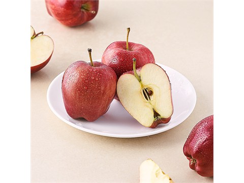 fresho! Apple - Red Delicious, Premium, 4 pcs