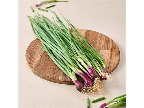 fresho! Spring Onion - With roots, 1 pc
