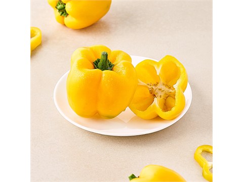fresho! Yellow Capsicum, 500 g