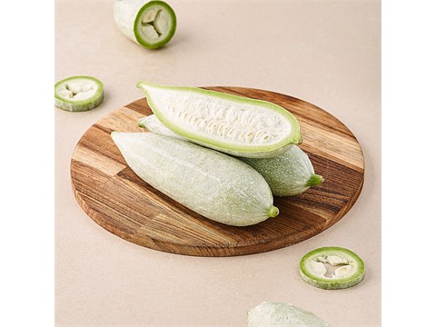 fresho! Snake Gourd, 300 g