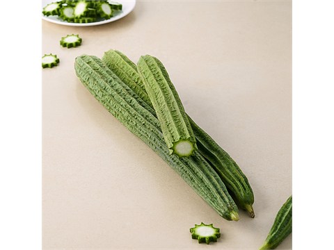 fresho! Ridge Gourd - Organically Grown, 1 kg