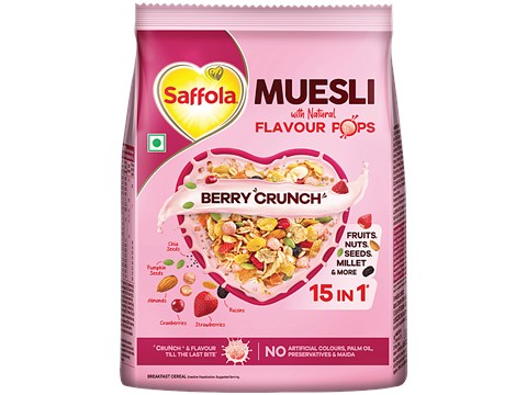 Saffola Berry Crunch Muesli With Flavour Pops, 185 g